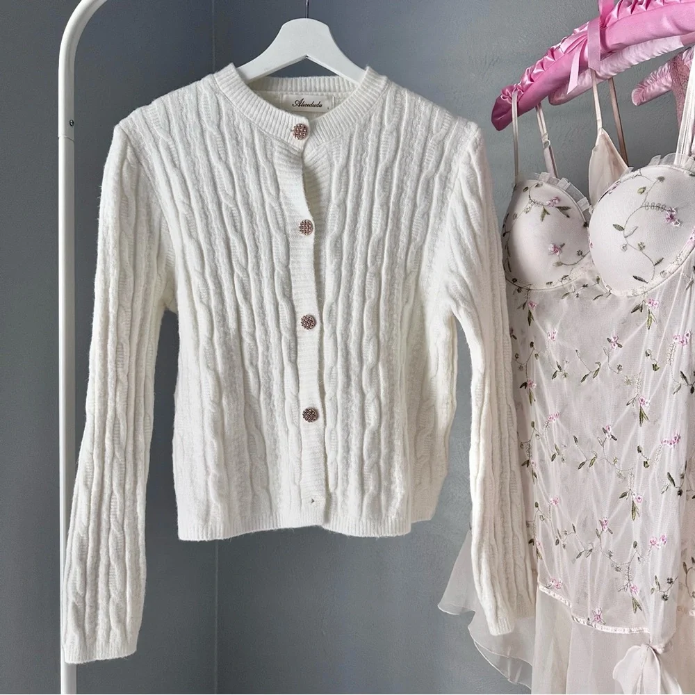 Adorable Cable Knit Cardigan Sweater π¦’ - Picture 1 of 3